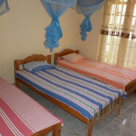 Seetha'S Hostel Negombo Exterior photo